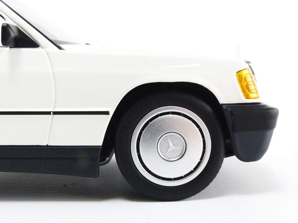 Amazon | ☆ ミニチャンプス 1/18 メルセデスベンツ 190E (W201) 1982